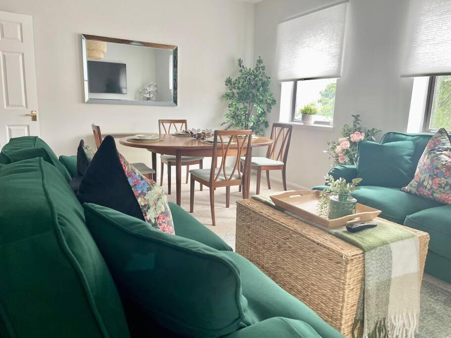Luxury Spacious 2 Bed Apartment Shilton  Exterior foto